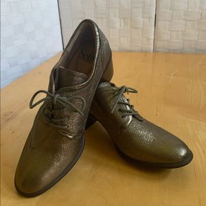 Sofft Metallic Shoes - Size 8.5